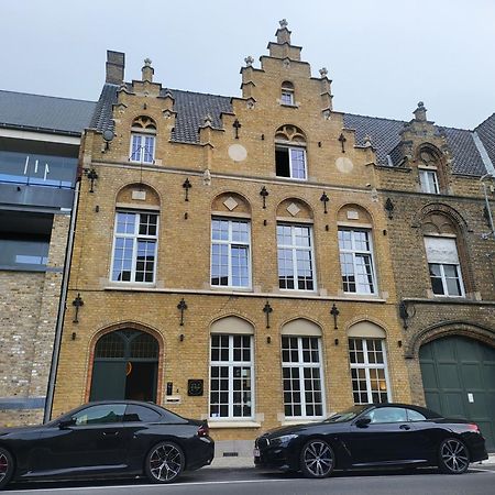예페르 St-Georges IV B&B 외부 사진