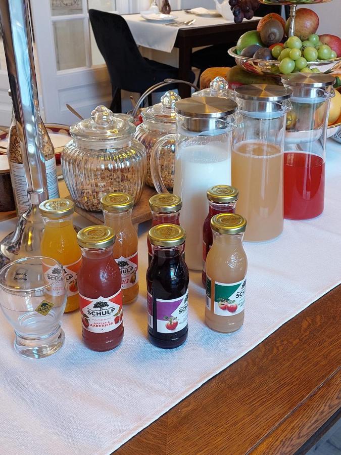 예페르 St-Georges IV B&B 외부 사진